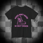 Mama didnt raise no boot licker Unisex Heavy Cotton Tee