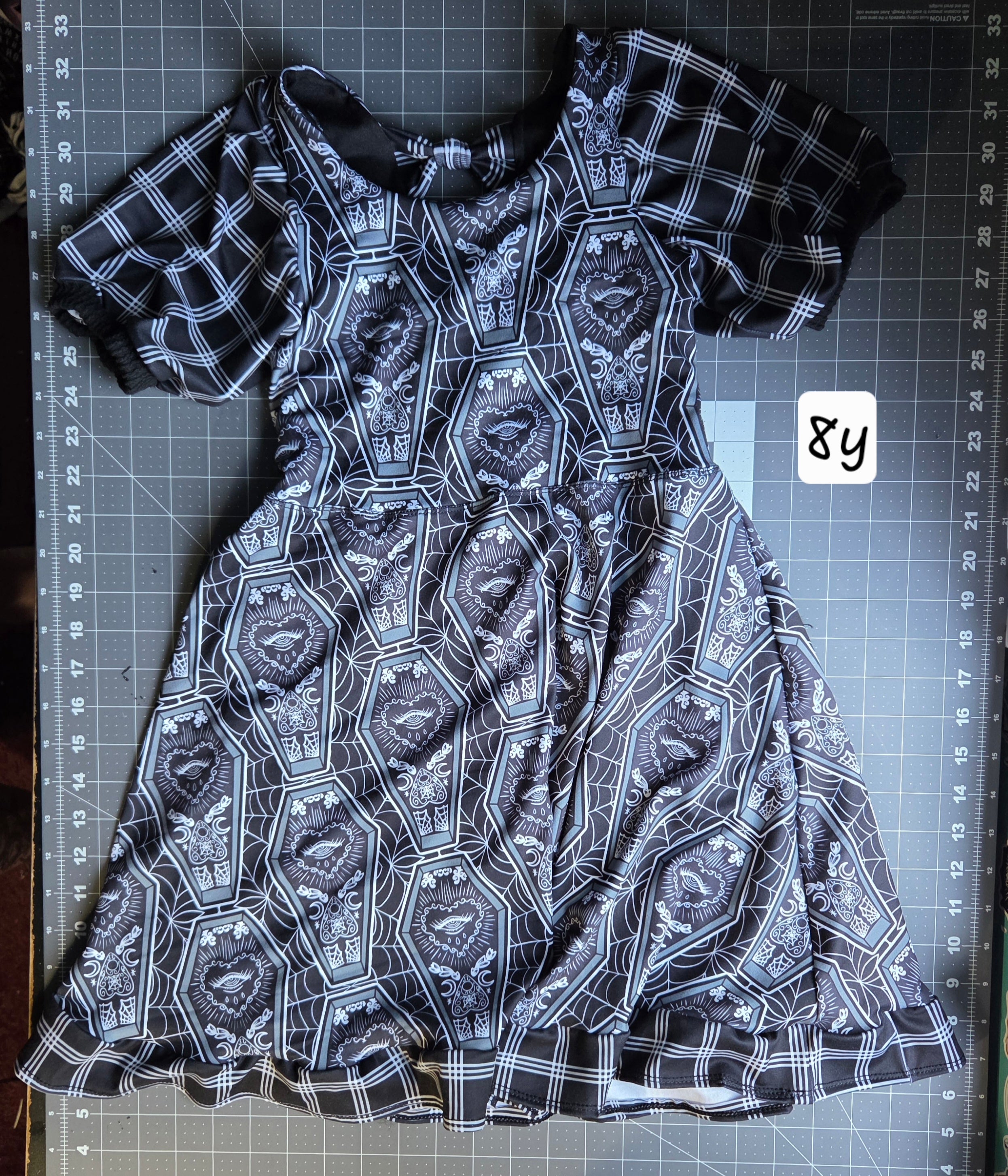 8y coffin elowyn dress