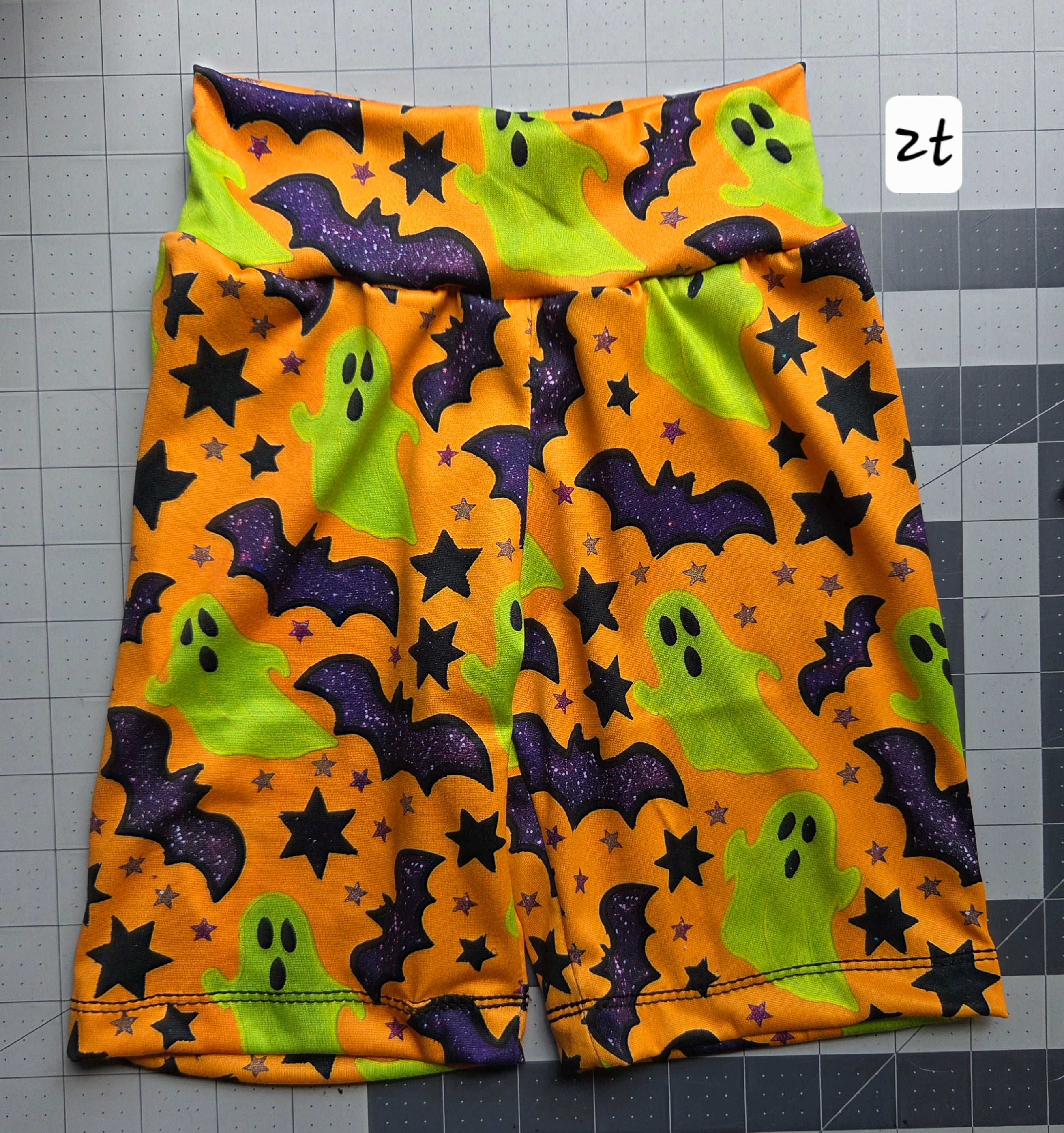 2t Halloween b-ball shorts